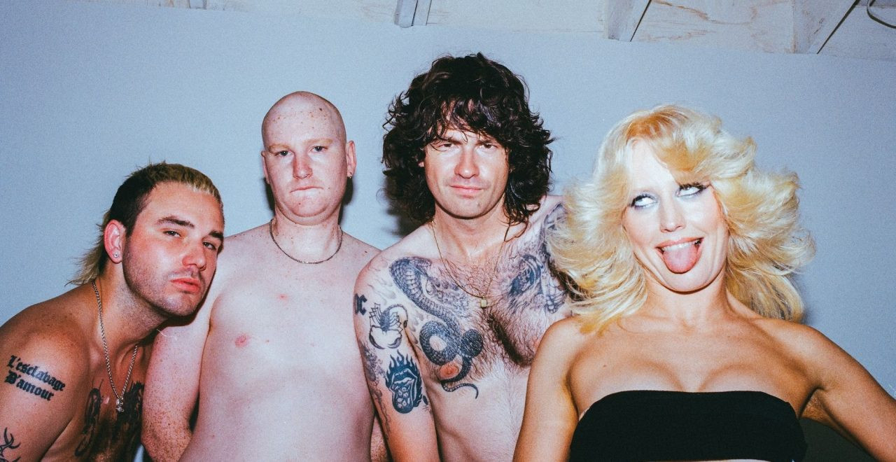 Amyl and The Sniffers am 24. June 2025 @ Raiffeisen Halle im Gasometer.