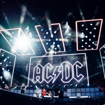 AC/DC