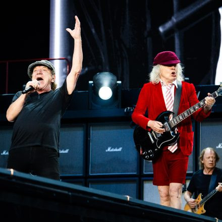 AC/DC