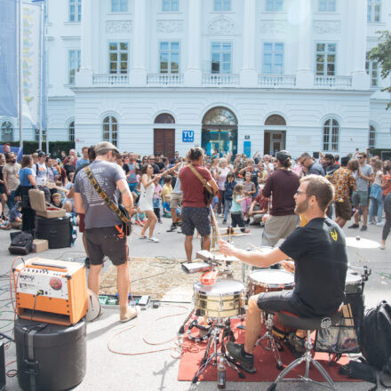 Buskers Festival Wien 2018 @ Karlsplatz Wien