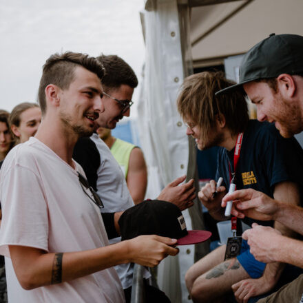 Nova Rock Festival 2018 – Day 4 – Autogrammzelt @ Pannonia Fields