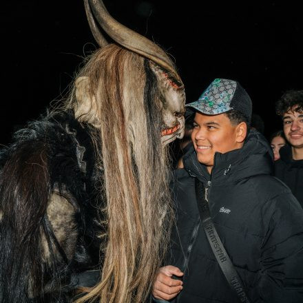 Perchtenlauf & Krampusdisco