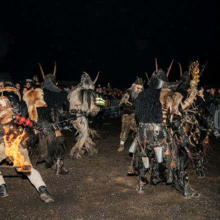 Perchtenlauf & Krampusdisco