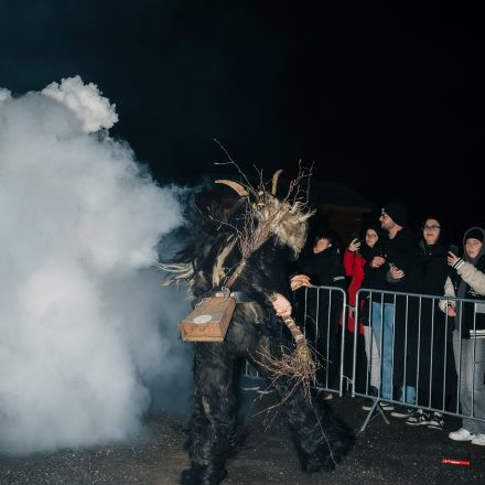 Perchtenlauf & Krampusdisco