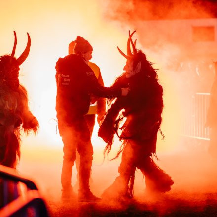 Perchtenlauf & Krampusdisco