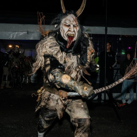 Perchtenlauf & Krampusdisco