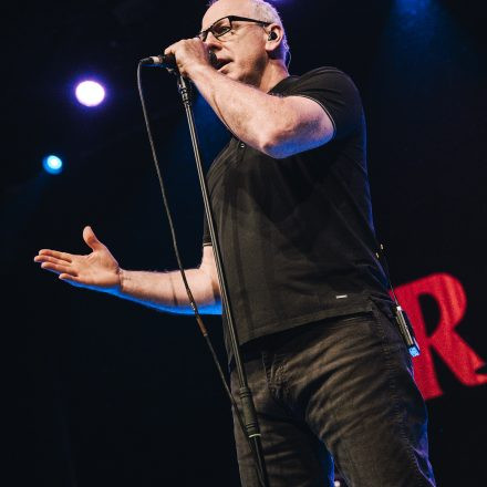 BAD RELIGION & DeeCracks @ Gasometer