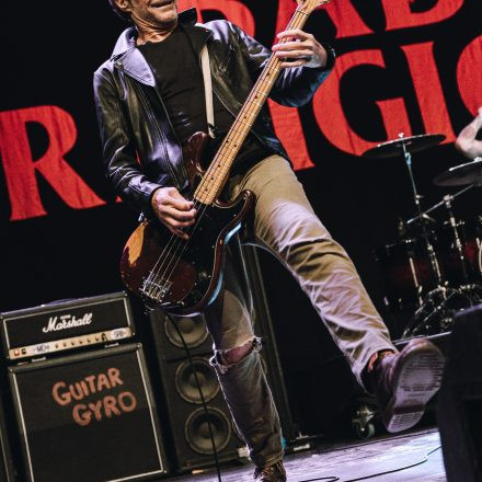 BAD RELIGION & DeeCracks @ Gasometer