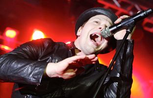 Gavin Degraw @ Arena