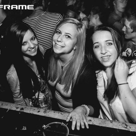 Mainframe Monsta feat. Xilent & Millions Like Us @ Arena