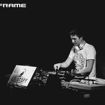 Mainframe Monsta feat. Xilent & Millions Like Us @ Arena