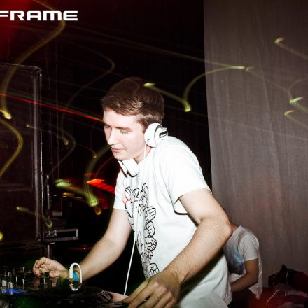 Mainframe Monsta feat. Xilent & Millions Like Us @ Arena