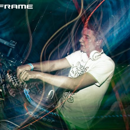 Mainframe Monsta feat. Xilent & Millions Like Us @ Arena