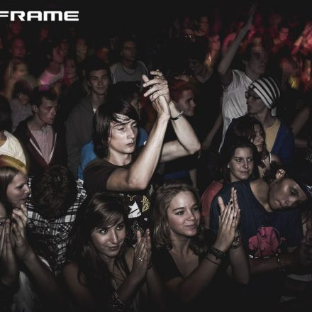 Mainframe Monsta feat. Xilent & Millions Like Us @ Arena