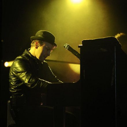 Gavin Degraw @ Arena