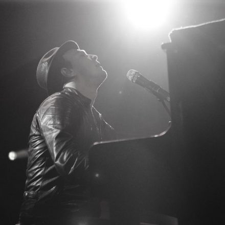 Gavin Degraw @ Arena