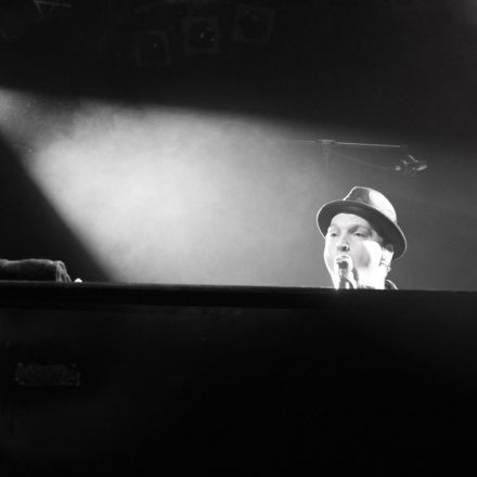 Gavin Degraw @ Arena