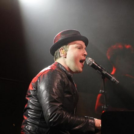 Gavin Degraw @ Arena