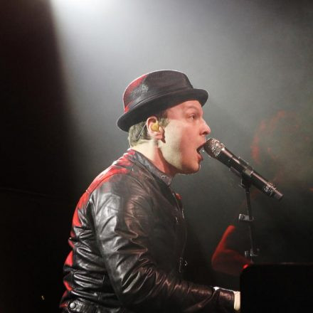 Gavin Degraw @ Arena