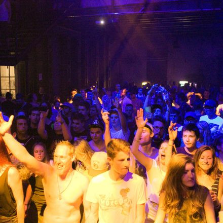 Noize Nation mit Klopfgeister - Dj Hype feat. Funsta uvm. @ Ottakringer Brauerei